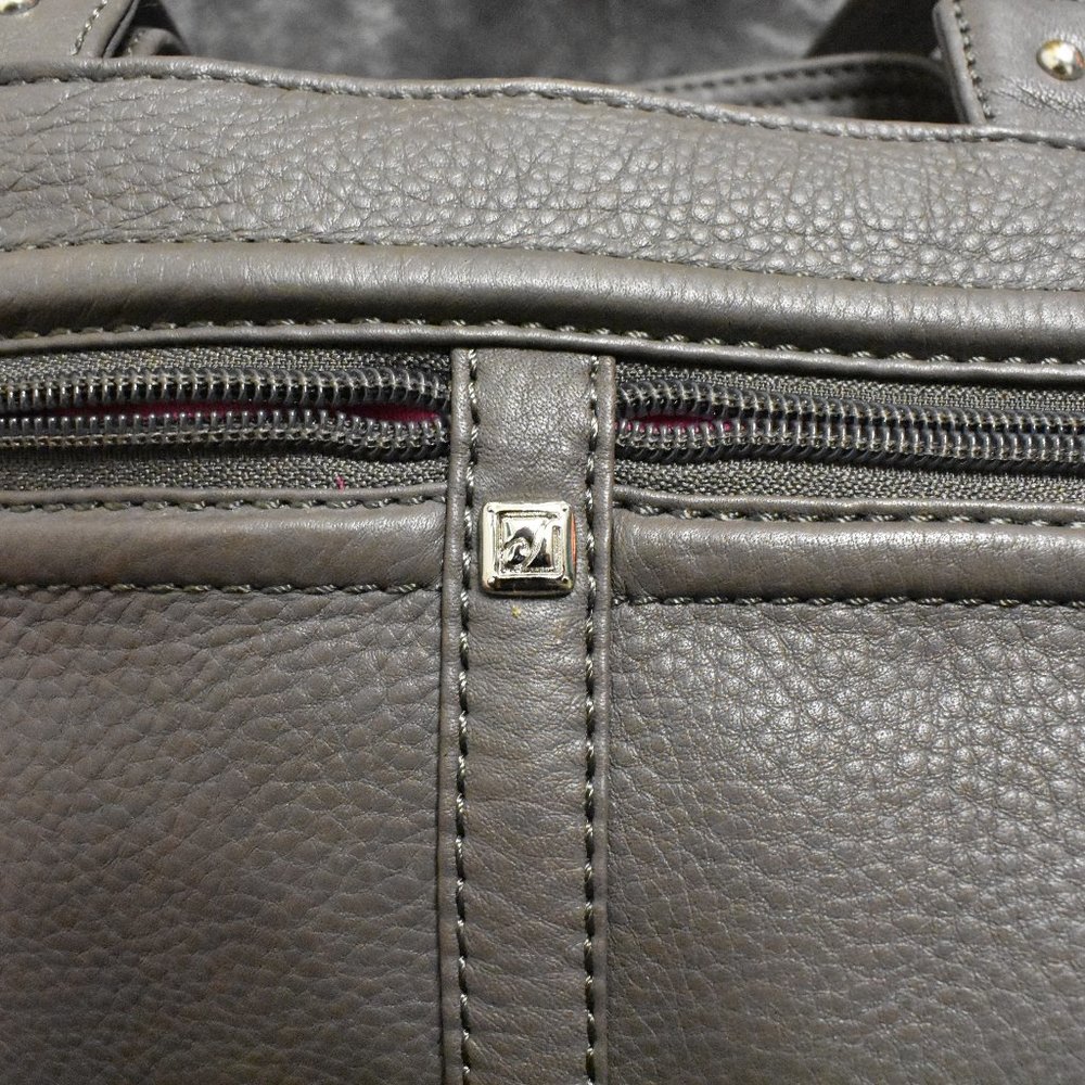 Stone Mountain Leather Handbag - Picture 13 of 13